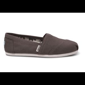 TOMS Canvas classics
